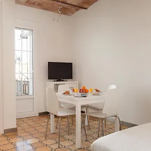 barnapartments-basic-gracia.topbarcelonahotels.com/